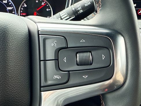 Used 2023 Chevrolet Blazer Premier w/ Driver Confidence II Package image 39