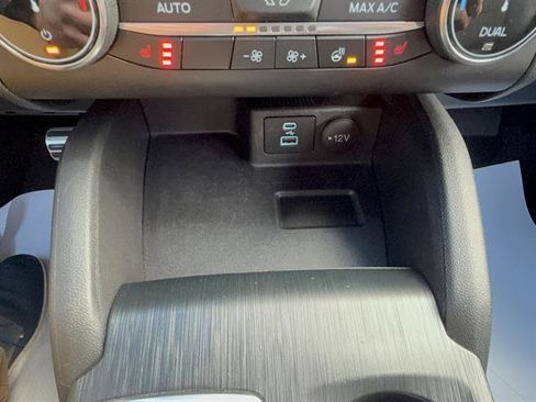 Certified 2023 Ford Escape ST-Line image 17