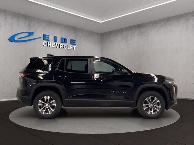 New 2027 Chevrolet Equinox LT AWD/4WD image 9