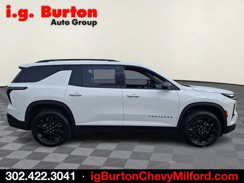 Certified 2025 Chevrolet Traverse LT w/ Midnight/Sport Edition FWD image 7