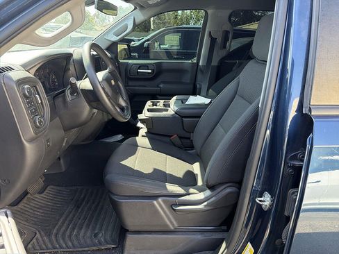 Used 2021 Chevrolet Silverado 1500 Custom AWD/4WD image 6