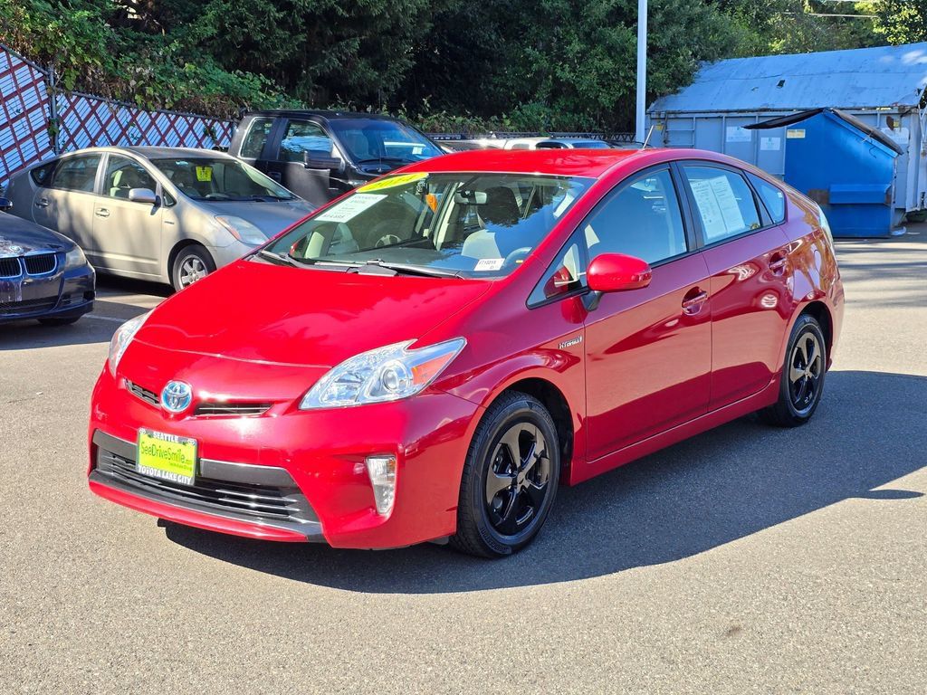 Used 2014 Toyota Prius Three FWD image 3
