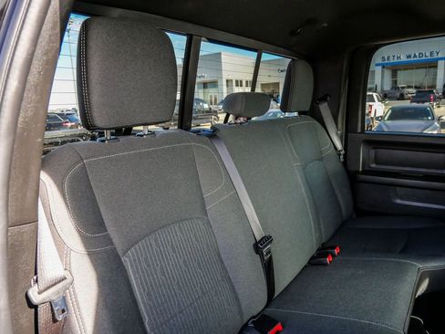 Used 2024 RAM 2500 Tradesman w/ Chrome Appearance Group image 22