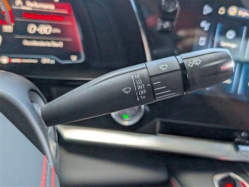 Used 2025 Chevrolet Corvette Stingray Coupe w/ 1LT image 31