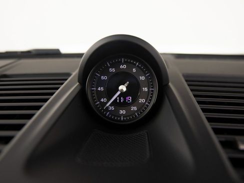 Certified 2022 Porsche 911 Carrera 4S image 23