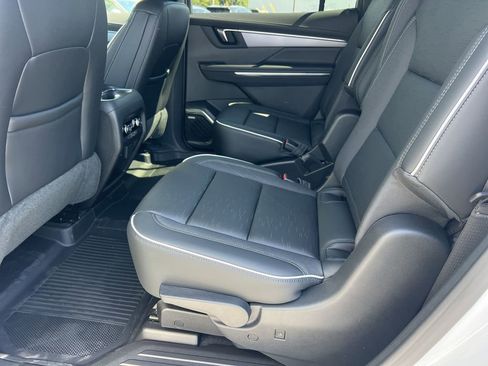 New 2026 Buick Enclave Sport Touring w/ Power Package image 19