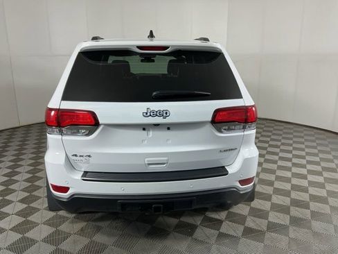 Used 2021 Jeep Grand Cherokee Laredo X image 7