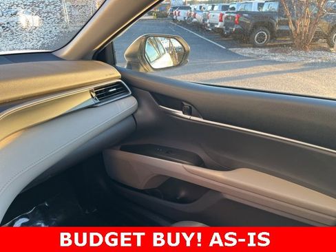 Used 2021 Toyota Camry LE image 26