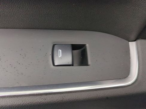 Used 2024 Chevrolet Silverado 1500 LT Trail Boss w/ LT Trail Boss Premium Package image 33