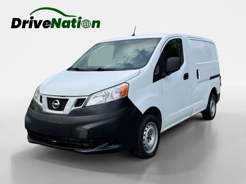 Used 2015 Nissan NV200 SV FWD image 1