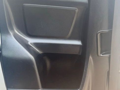 Used 2022 Toyota Tacoma SR image 21