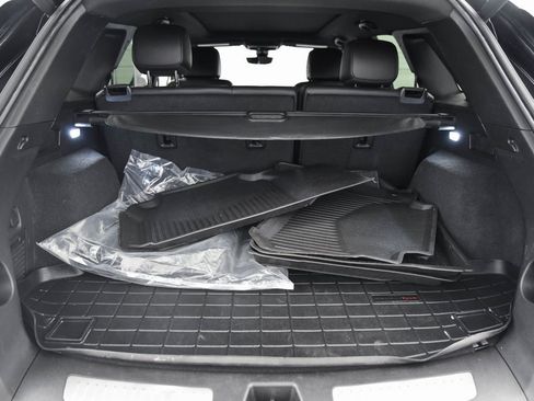 Used 2022 Cadillac XT5 Sportv image 13