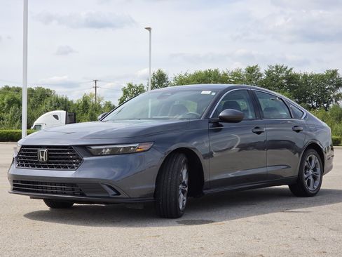 Used 2024 Honda Accord EX image 13