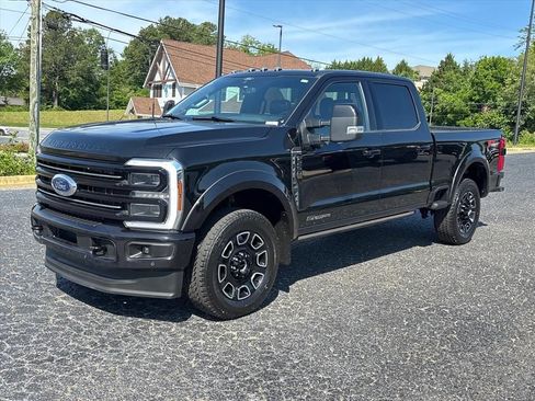 Used 2025 Ford F250 Platinum AWD/4WD image 3