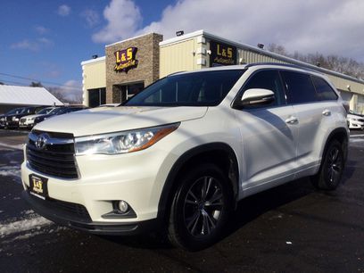 Used 2016 Toyota Highlander XLE