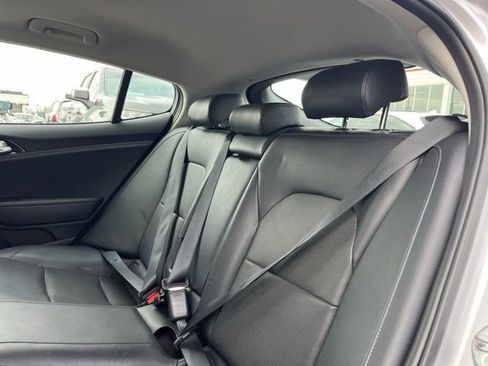 Used 2018 Kia Stinger Premium image 37