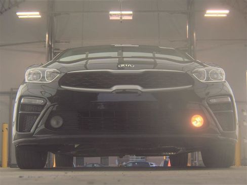 Used 2021 Kia Forte LXS FWD image 3