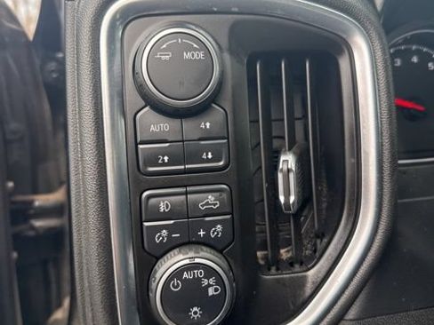 Used 2021 Chevrolet Silverado 1500 LT Trail Boss w/ Convenience Package II AWD/4WD image 15