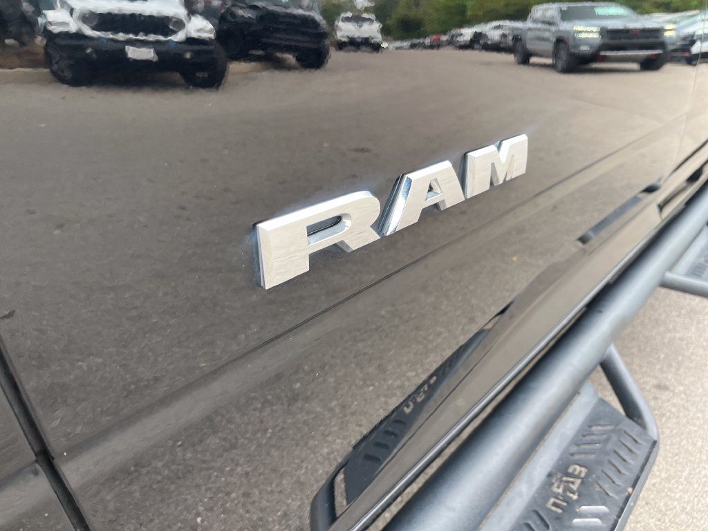 Used 2024 RAM 2500 Big Horn w/ Sport Appearance Package AWD/4WD image 36