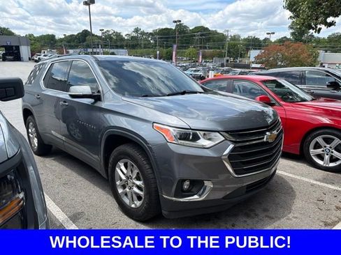 Used 2019 Chevrolet Traverse LT FWD image 1