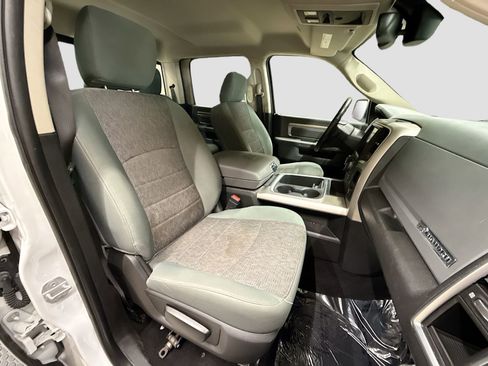 Used 2018 RAM 1500 Big Horn image 31