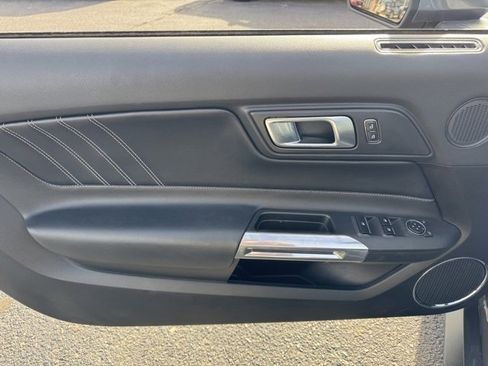 Used 2021 Ford Mustang Premium image 18
