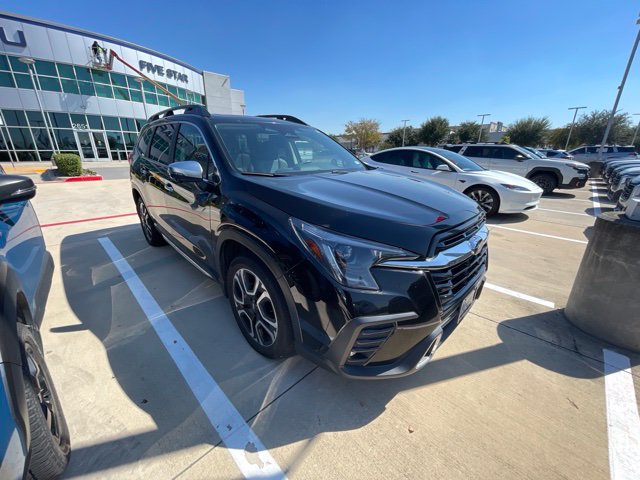 Used 2023 Subaru Ascent Touring AWD/4WD image 1
