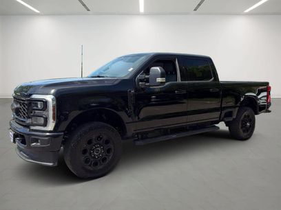 Used 2025 Ford F350 XLT w/ Black Appearance Package