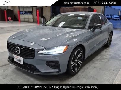 Used 2022 Volvo S60 T8 R-Design Expression w/ Premium Package