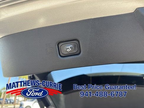 Used 2023 Lincoln Nautilus Reserve FWD image 14