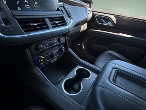 Used 2023 Chevrolet Tahoe High Country image 15