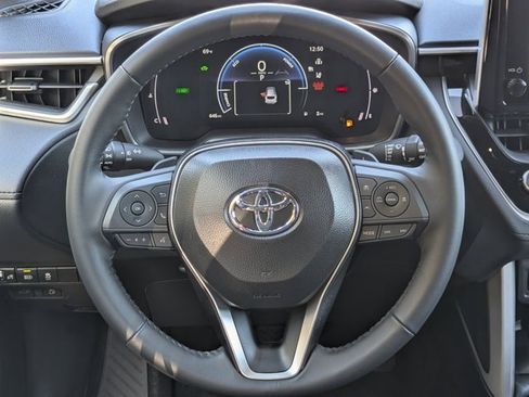 Used 2025 Toyota Corolla Cross AWD Hybrid image 20