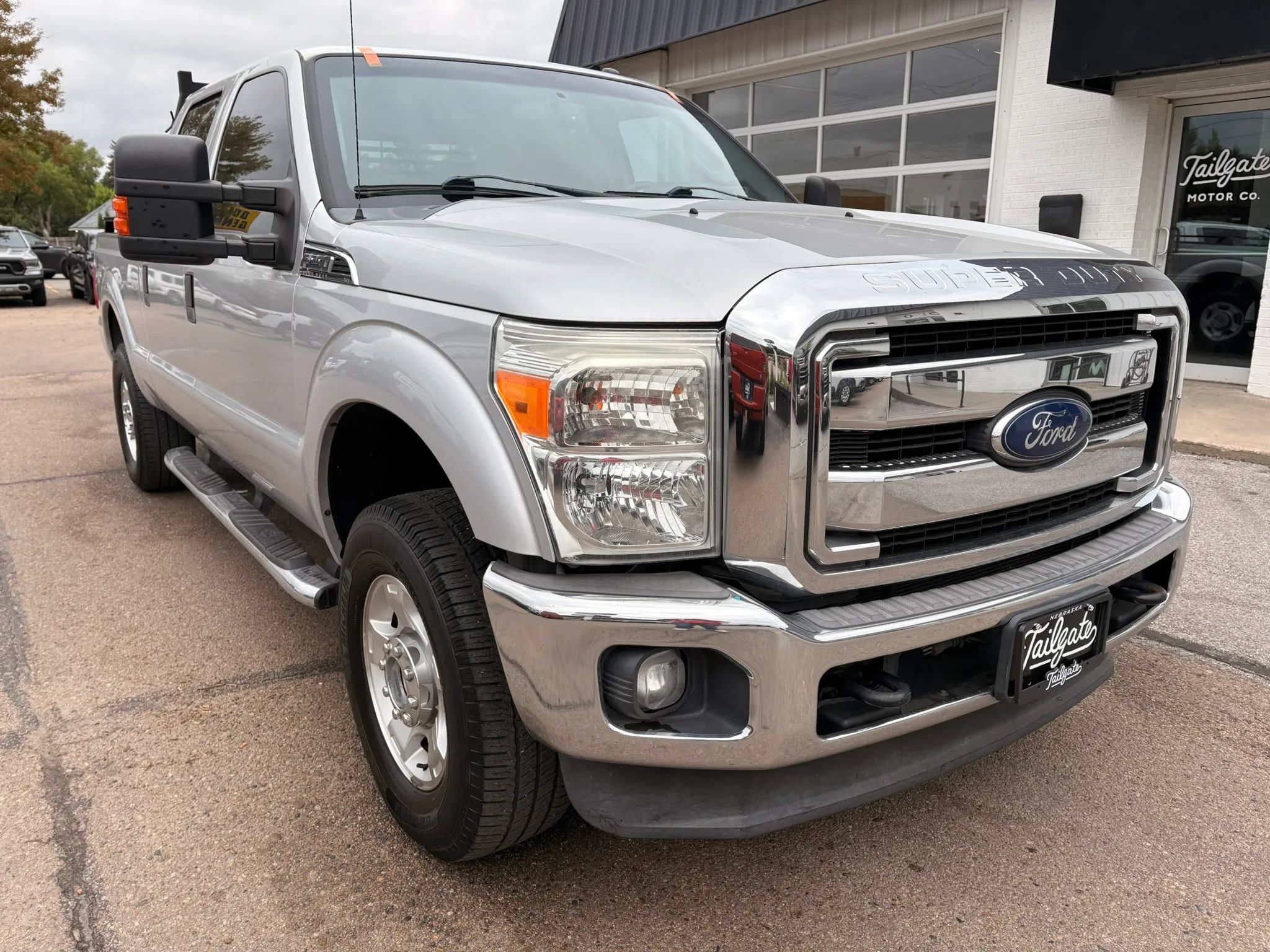 Used 2015 Ford F250 XLT w/ XLT Value Package AWD/4WD image 2