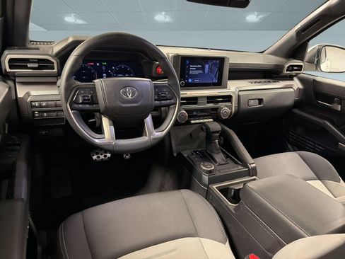 Used 2025 Toyota Tacoma TRD Sport RWD image 29