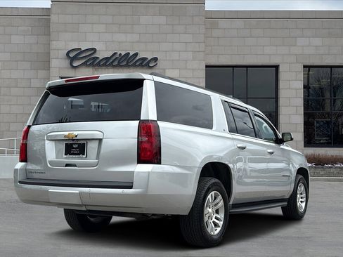Used 2019 Chevrolet Suburban LT AWD/4WD image 3