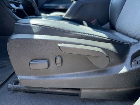 Used 2019 Chevrolet Colorado Z71 RWD image 19