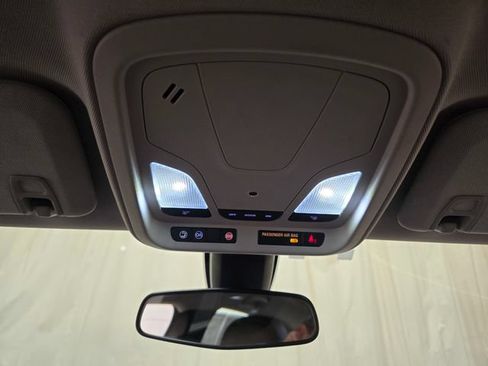 Used 2014 Chevrolet Impala LT FWD image 16