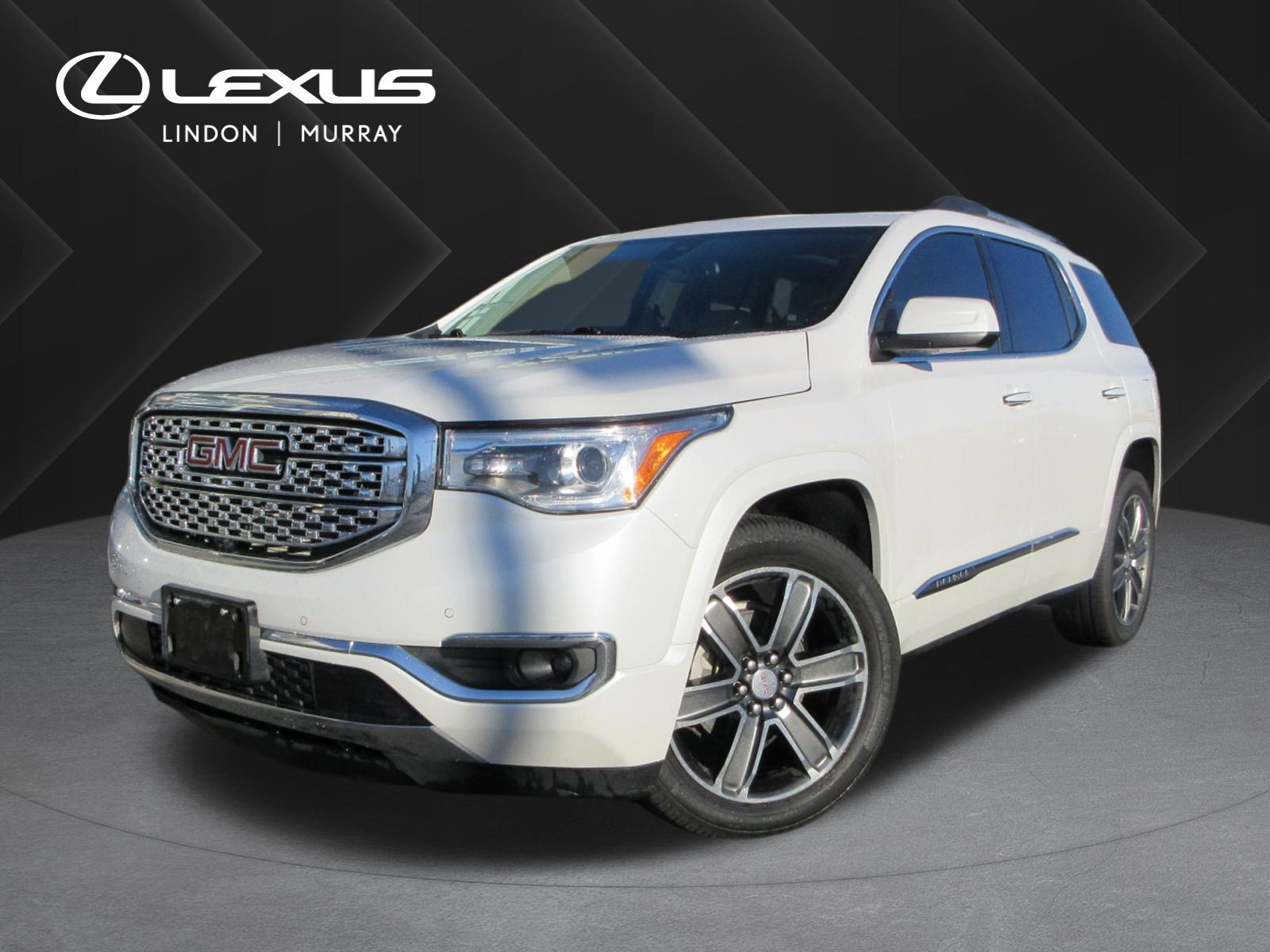 Used 2017 GMC Acadia Denali w/ Technology Package AWD/4WD image 1