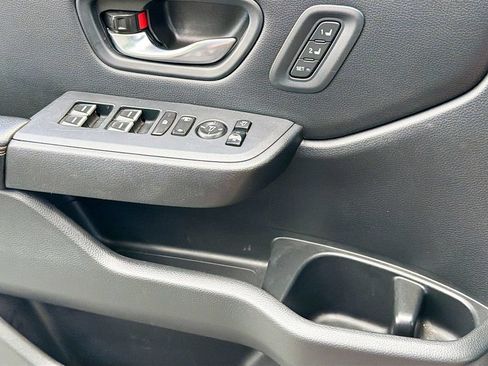 Used 2024 Honda Pilot TrailSport image 29