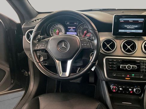Used 2014 Mercedes-Benz CLA 250 image 15