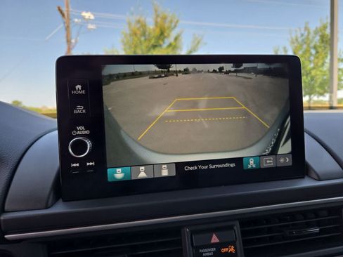 Used 2023 Honda Pilot Touring image 29