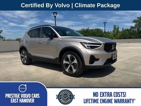 Certified 2023 Volvo XC40 B5 Plus w/ Climate Package AWD/4WD image 1