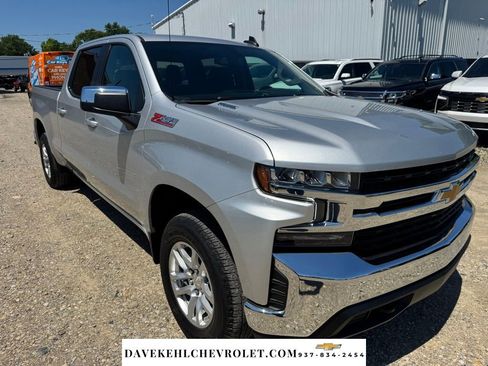 Used 2021 Chevrolet Silverado 1500 LT AWD/4WD image 8