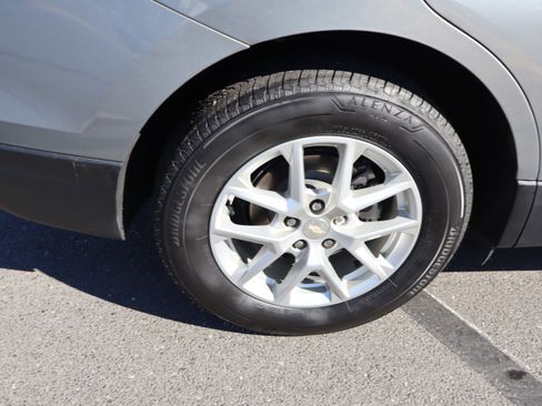 Used 2023 Chevrolet Equinox LT w/ Driver Convenience Package image 38