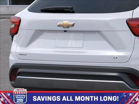New 2026 Chevrolet Trax LT w/ Driver Confidence Package FWD image 14