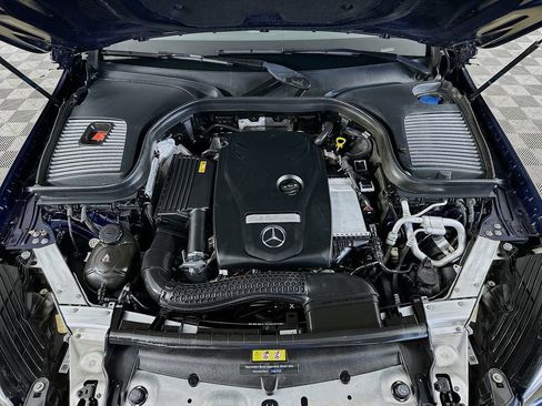 Used 2019 Mercedes-Benz GLC 300 4MATIC image 37