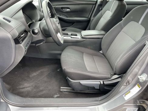 Used 2024 Nissan Sentra SV FWD image 20