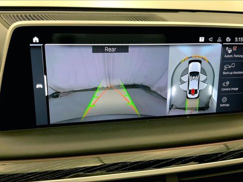 Certified 2022 BMW 750i xDrive 750i xDrive w/ Executive Package image 17