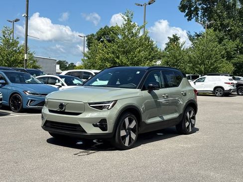 Certified 2023 Volvo XC40 Recharge Plus AWD/4WD image 1