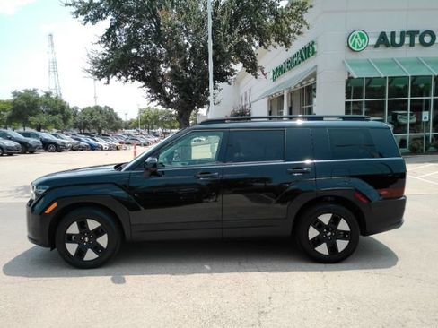 Used 2024 Hyundai Santa Fe SEL FWD image 10